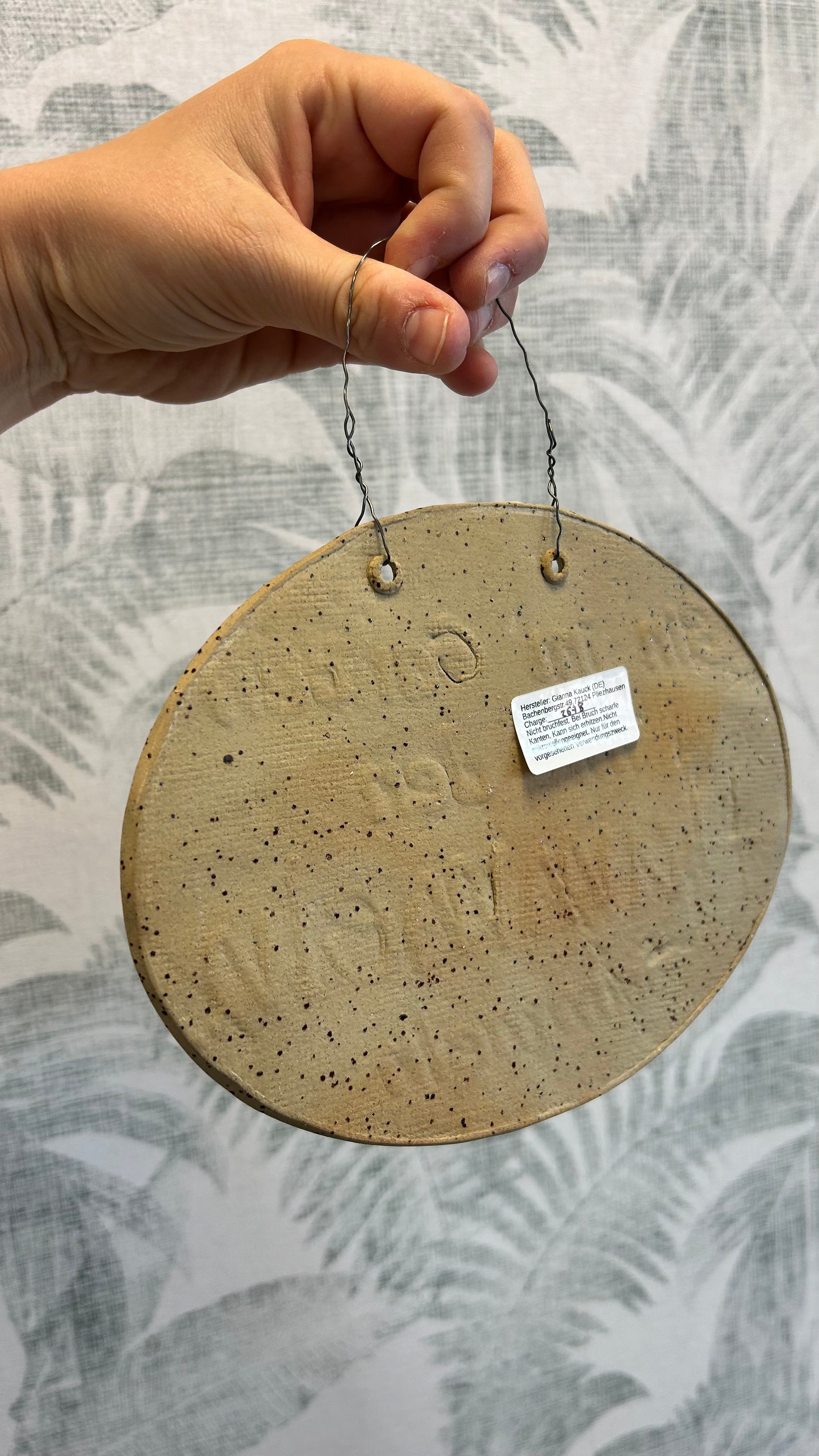 Gianna Ceramics handgemachtes Gartenschild Hummeln bummeln rot