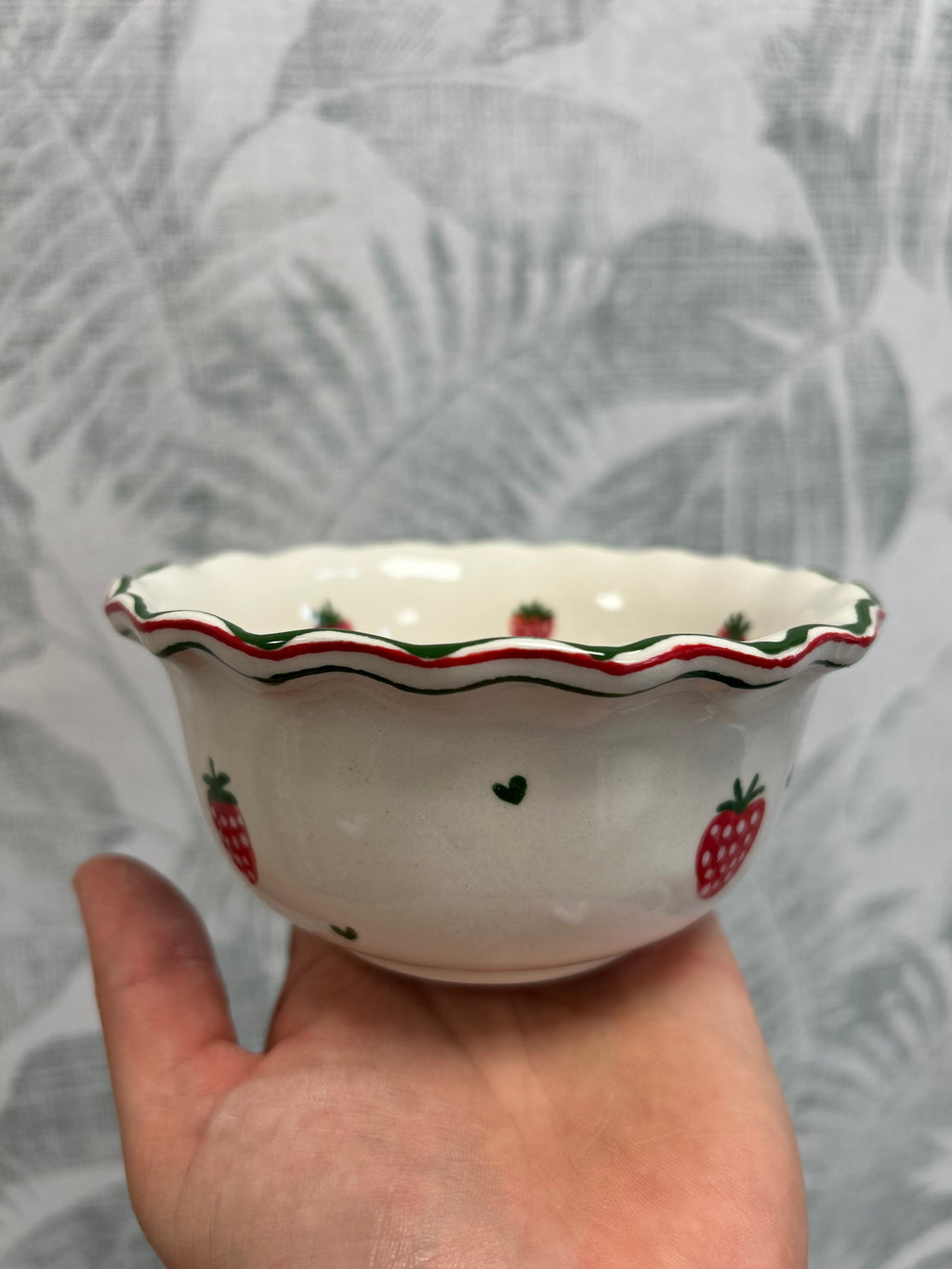 Gianna Ceramics Schälchen Erdbeeren wellig