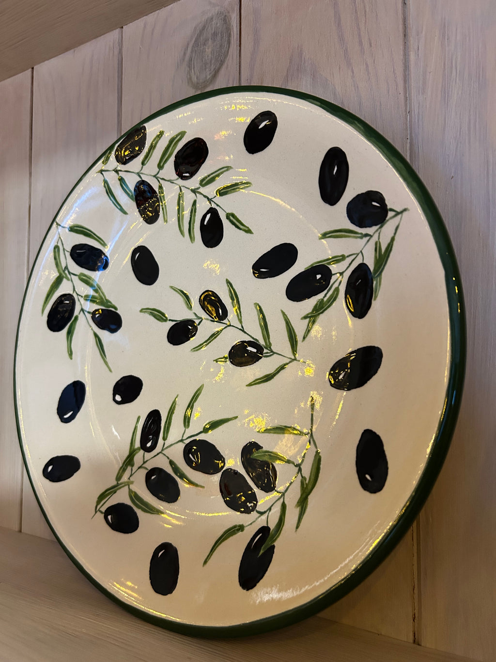 Teller Oliven - auf Bestellung gefertigt