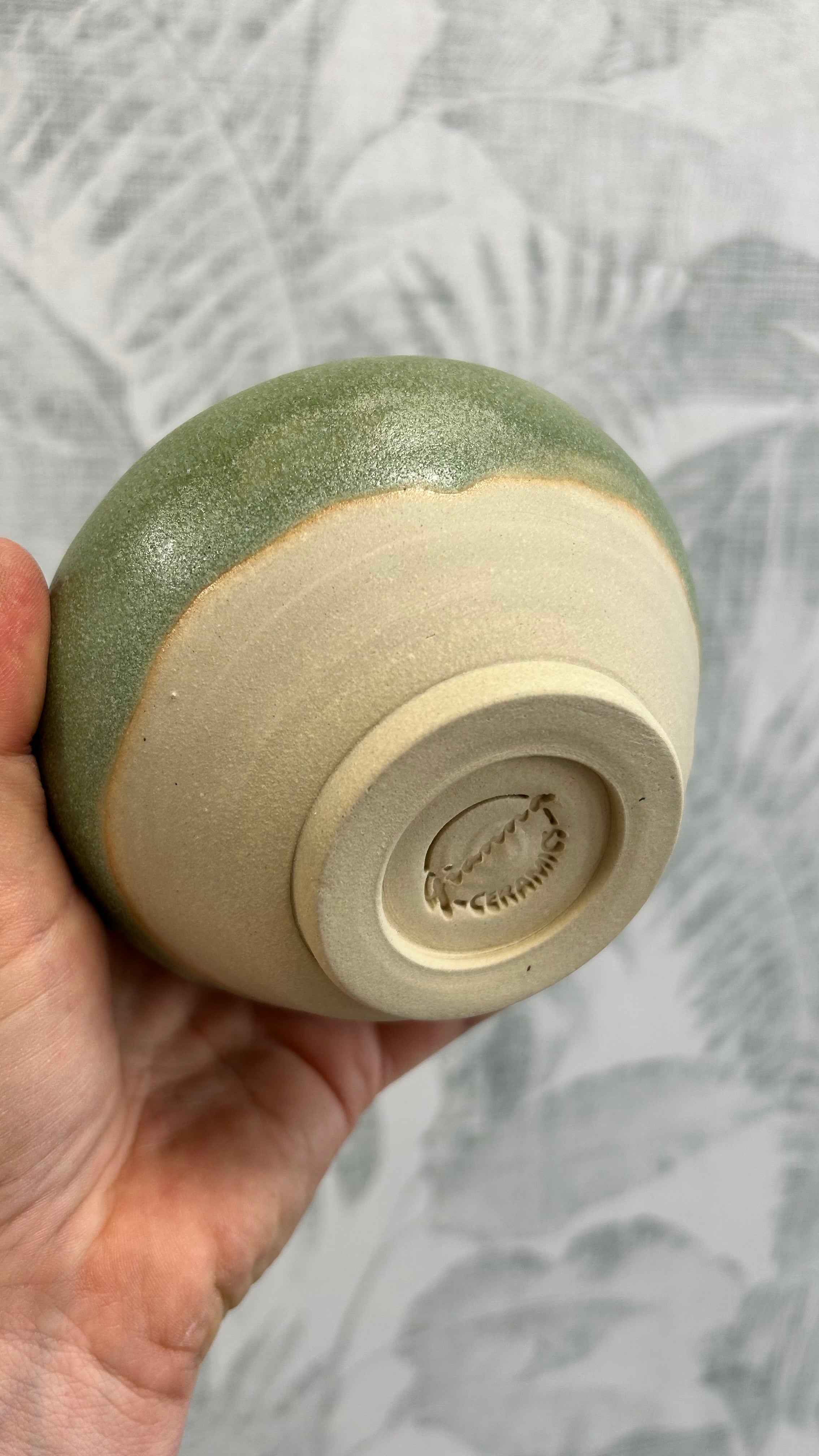 Gianna Ceramics handgemachte Vase bauchig klein grün