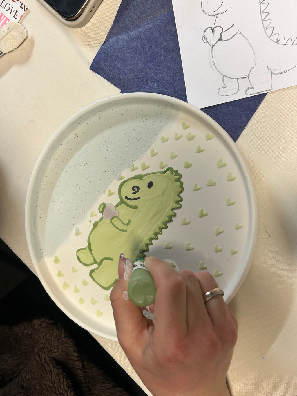 24.04. Baby Abdrücke auf Keramik