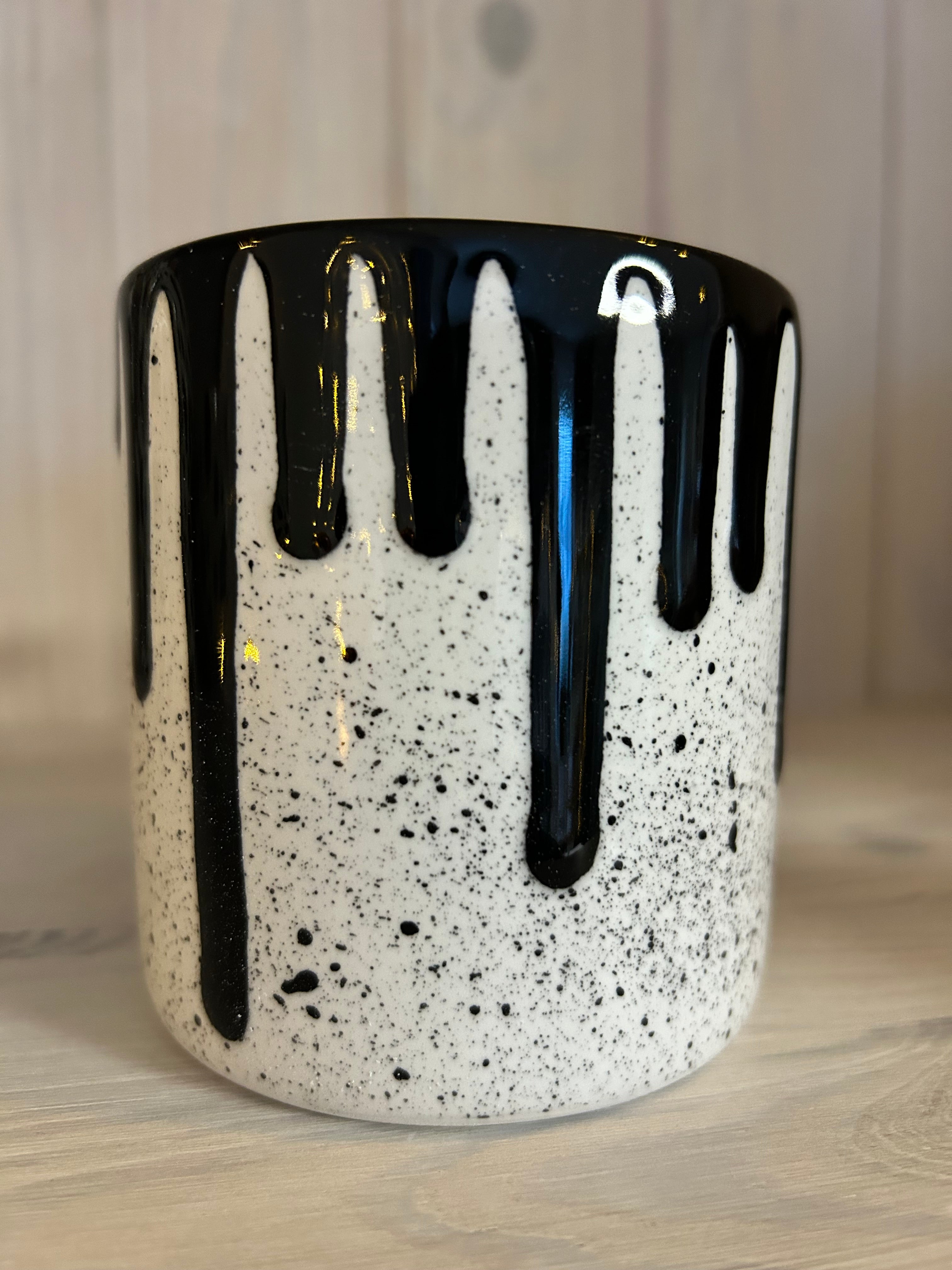 Tasse Tropfen - auf Bestellung gefertigt