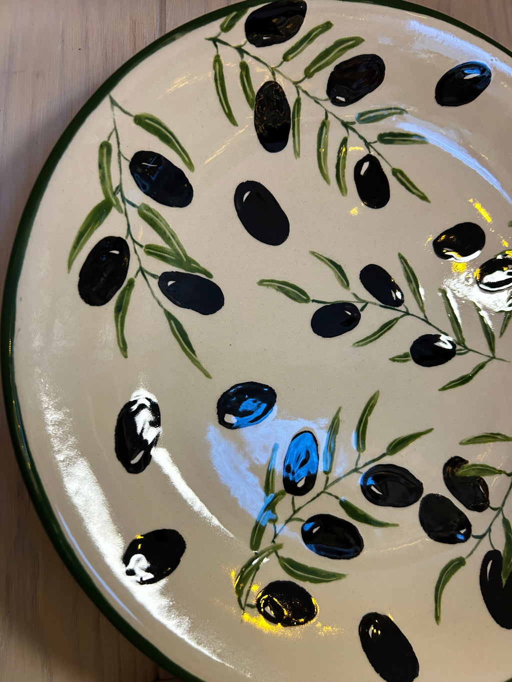 Teller Oliven - auf Bestellung gefertigt