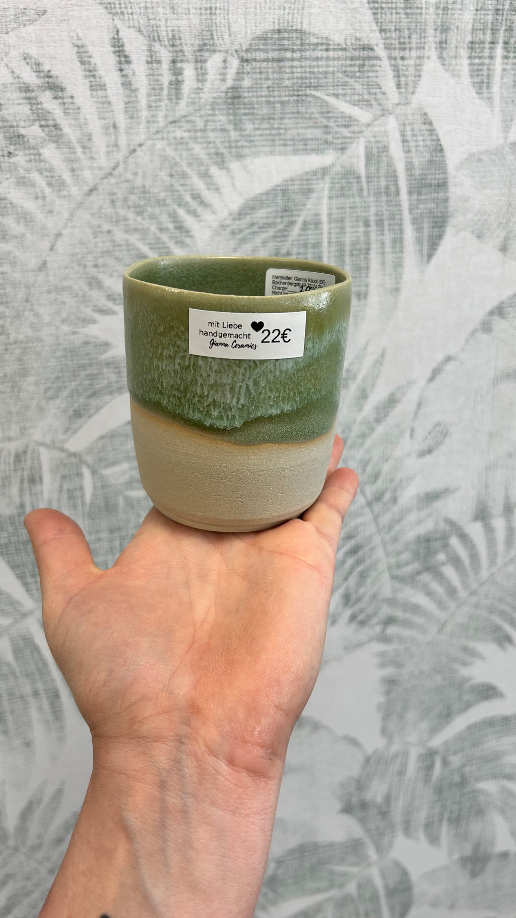 Gianna Ceramics handgemachter Kaffeebecher grün