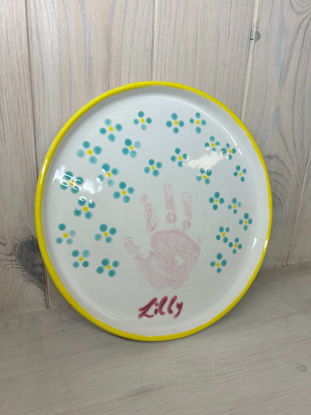 Baby Abdrücke auf Keramik