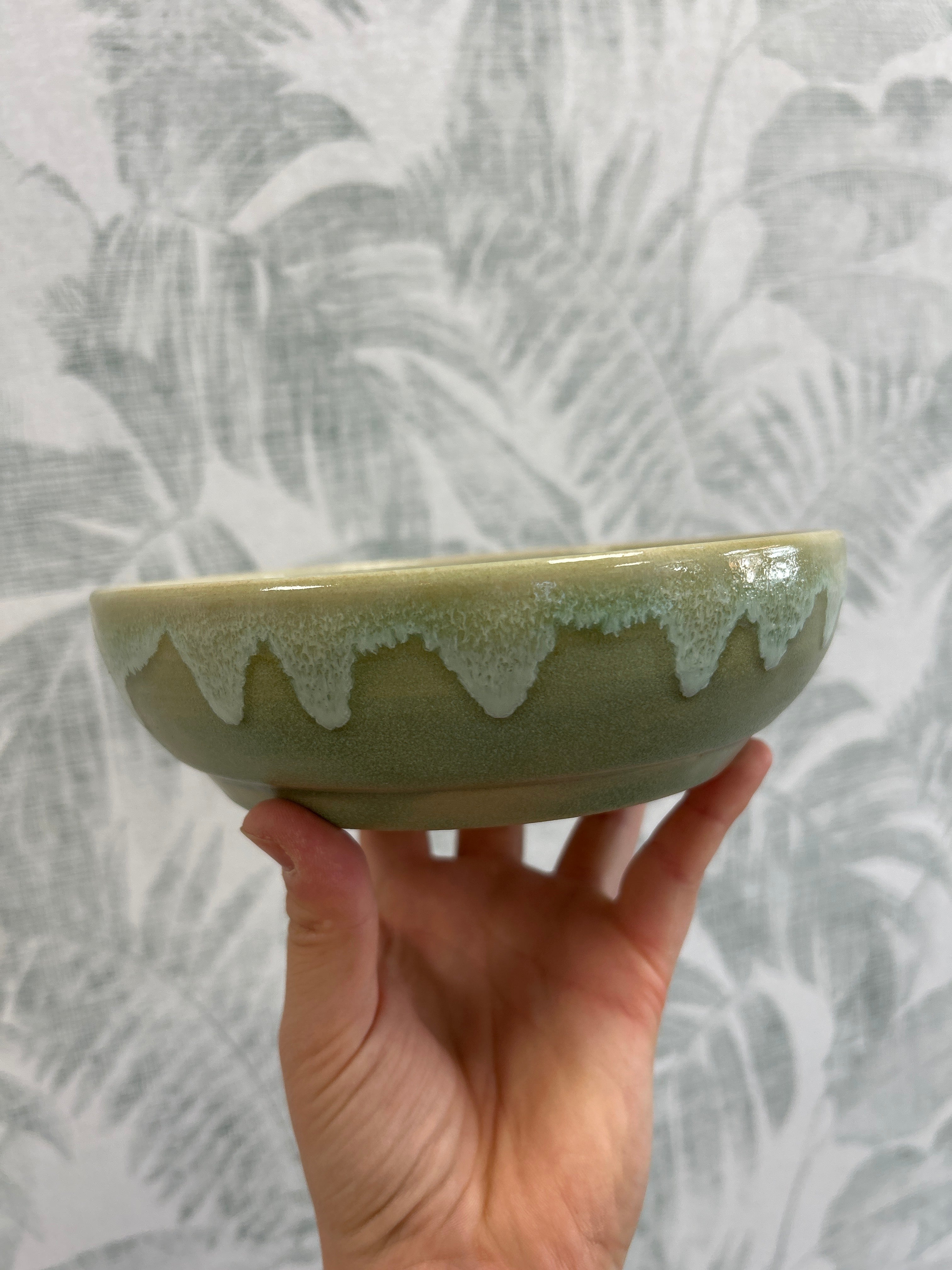 Gianna Ceramics handgemachte Schale Türkis flach