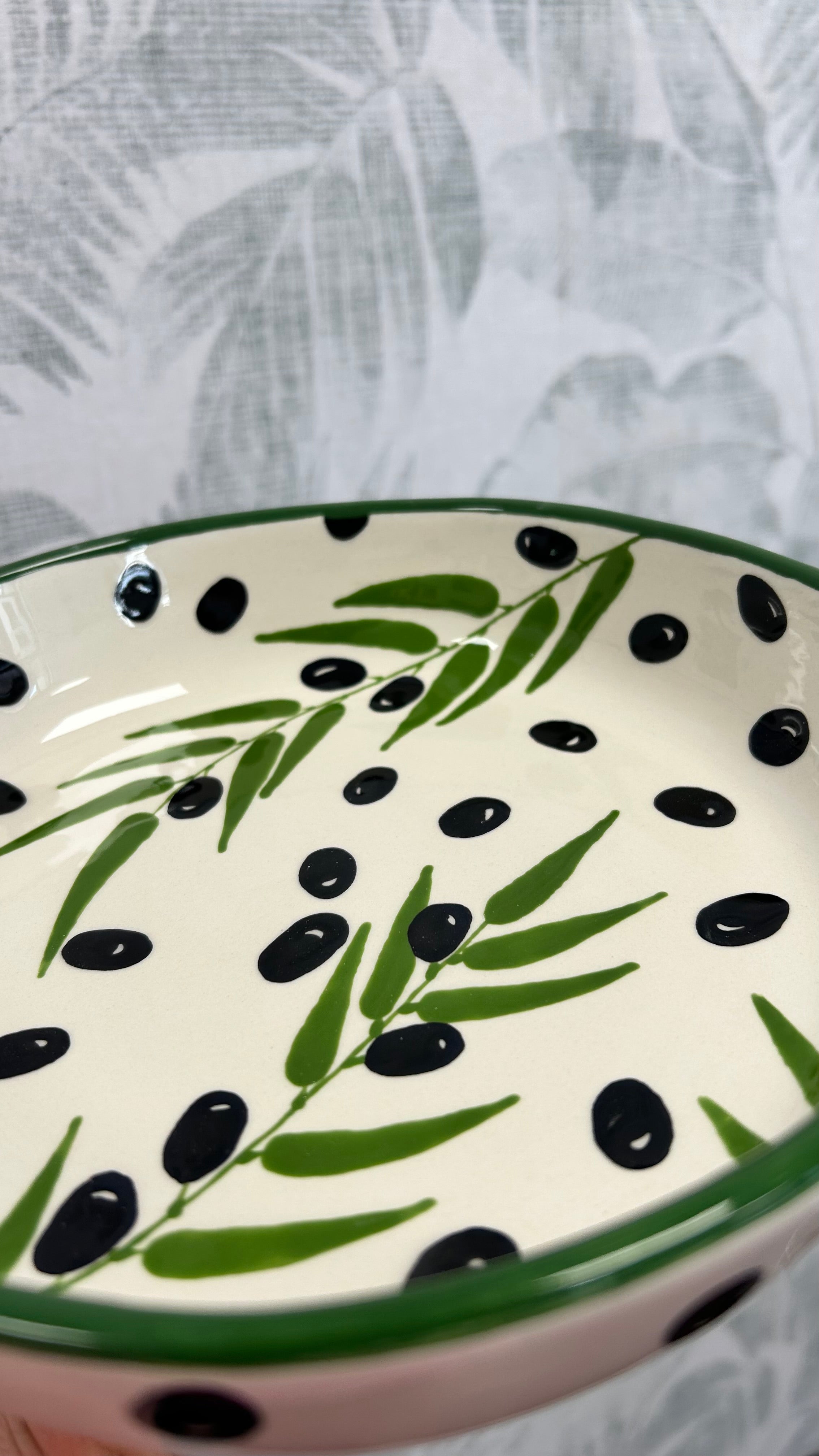 Gianna Ceramics Organische Schale Oliven